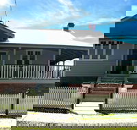 Ava House - Tourism Caloundra