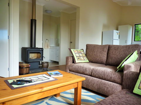 Bellthorpe Stays - Nature's Retreat - Tourism Caloundra 3
