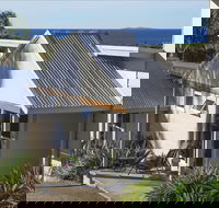Blue Pacific Holiday Units - Tourism Caloundra