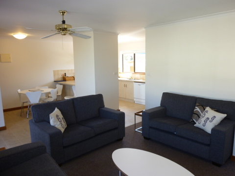 Breakwater 2 - Tourism Caloundra 2