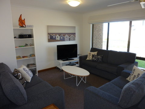 Breakwater 2 - Tourism Caloundra 3