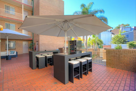 Central Railway Hotel - Tourism Caloundra 3