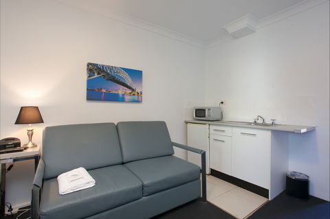 Central Railway Hotel - Tourism Caloundra 4
