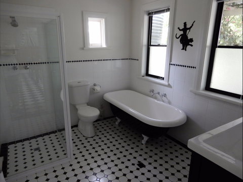 Dot's House - Tourism Caloundra 3