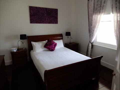 Dot's House - Tourism Caloundra 4