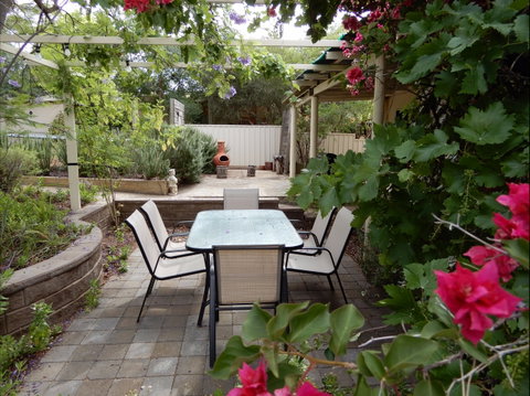 Dot's House - Tourism Caloundra 5