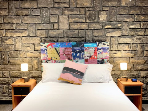 Emerald Star Cottages - Tourism Caloundra 3