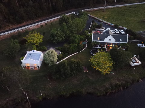 Forth River Cottage - Tourism Caloundra 9