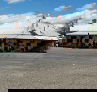 Royal Hotel Dalton - Tourism Caloundra