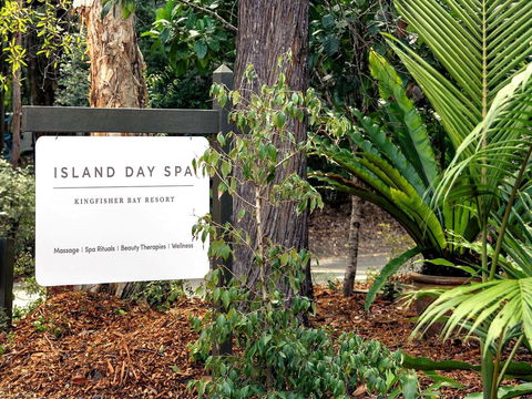 Kingfisher Bay Resort - Tourism Caloundra 8