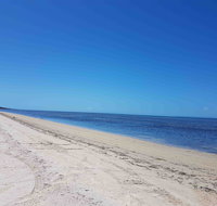 Kingscote Tourist Park and Family Units - Tourism Caloundra