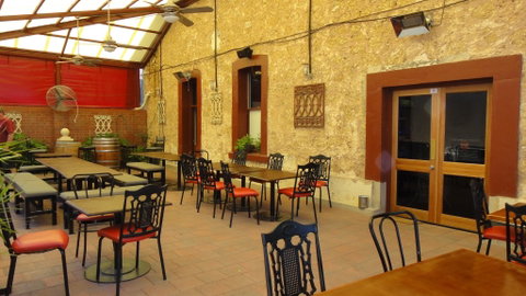 Terminus Hotel Morgan - Tourism Caloundra 1