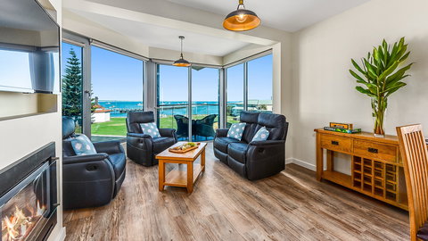 Bonnies Of Beachport - Tourism Caloundra 0