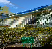 Obadiah Country Cottages - Tourism Caloundra