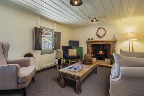 Oldbury Cottage Berrima - Tourism Caloundra 2