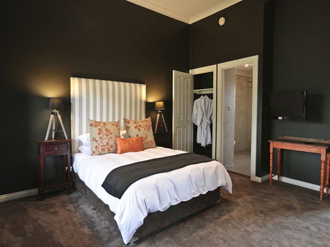 One Paddock Currency Creek Winery - Tourism Caloundra 1