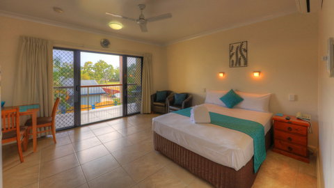 Sky View Units - Tourism Caloundra 0