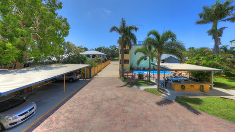 Sky View Units - Tourism Caloundra 4