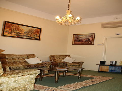 Squatters Cottage - Tourism Caloundra 7