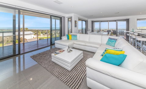 Stunning On Stacey - Tourism Caloundra 4