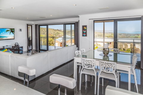 Stunning On Stacey - Tourism Caloundra 5