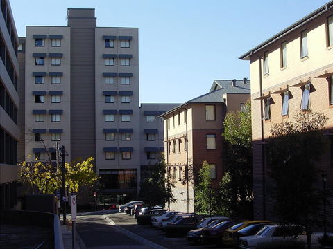 Sydney University Village - Tourism Caloundra 4