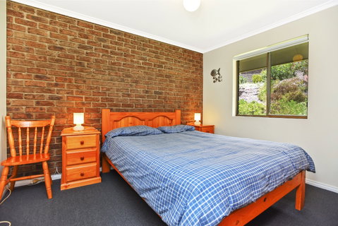 Unit 3, 5-/ Surf Avenue, Carrickalinga - Tourism Caloundra 2