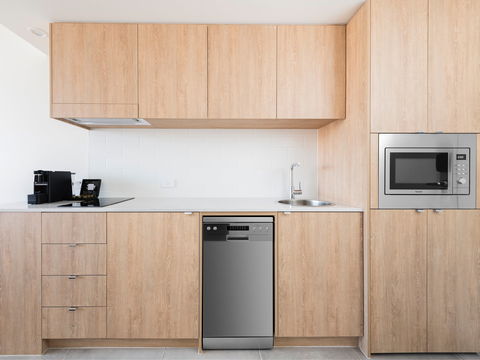 Abode Kingston - Tourism Caloundra 3