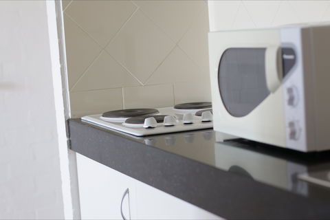 Atrium Hotel Mandurah - Tourism Caloundra 4