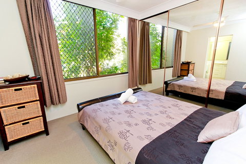 Aussie Resort - Tourism Caloundra 3