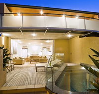 Beach Suites - Tourism Caloundra