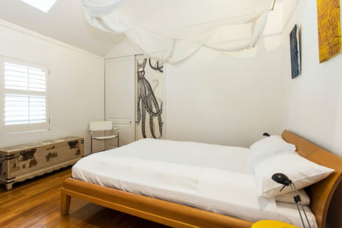 Boutique Apartment Redfern - Tourism Caloundra 4