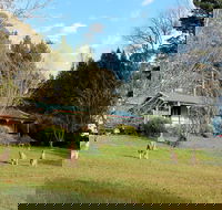 Cedar Lodge Cabins - Tourism Caloundra