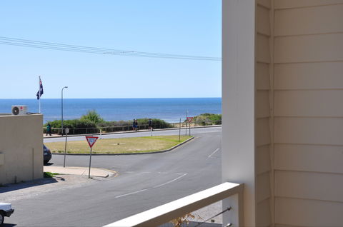 Century 21 SouthCoast: Bayside Aldinga Beach - Tourism Caloundra 9