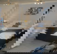 Charm City Motel - Tourism Caloundra