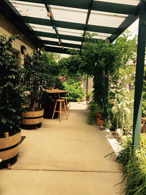Clarevale Cottage B&B - Tourism Caloundra 0