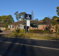 Deer Park Motor Inn Armidale - Tourism Caloundra