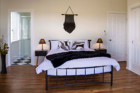 Farringdon Homestead - Tourism Caloundra 1