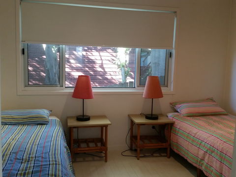 Headlands Beach House - Tourism Caloundra 3