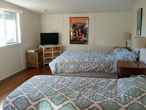 Headlands Beach House - Tourism Caloundra 4