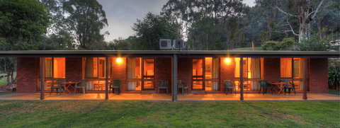Kiewa Country Cottages - Tourism Caloundra 1
