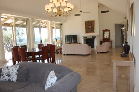 L'Oliveraie - Tourism Caloundra 9