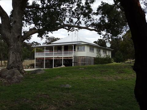 Loughmore House And Cottage - Tourism Caloundra 0