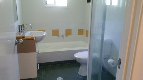 Ocean Beach House - Tourism Caloundra 6