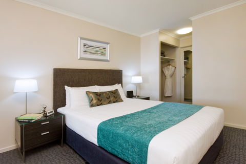 Pacific Suites Canberra - Tourism Caloundra 6