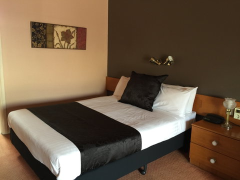 Philadelphia Motor Inn - Tourism Caloundra 7