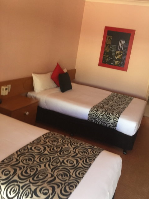 Philadelphia Motor Inn - Tourism Caloundra 8