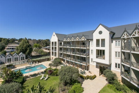 Portsea Village Resort - Tourism Caloundra 0
