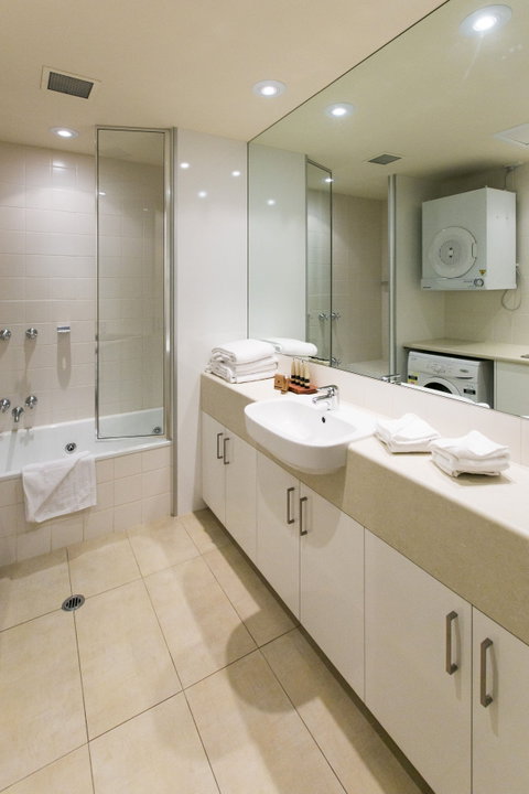 Portsea Village Resort - Tourism Caloundra 2