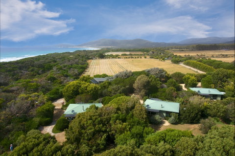 Sandpiper Ocean Cottages - Tourism Caloundra 1